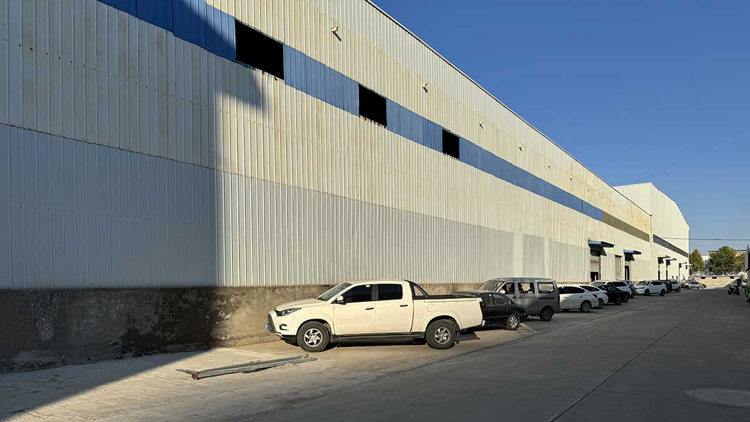 Exterior View of MAXTON Manufacturing Facility